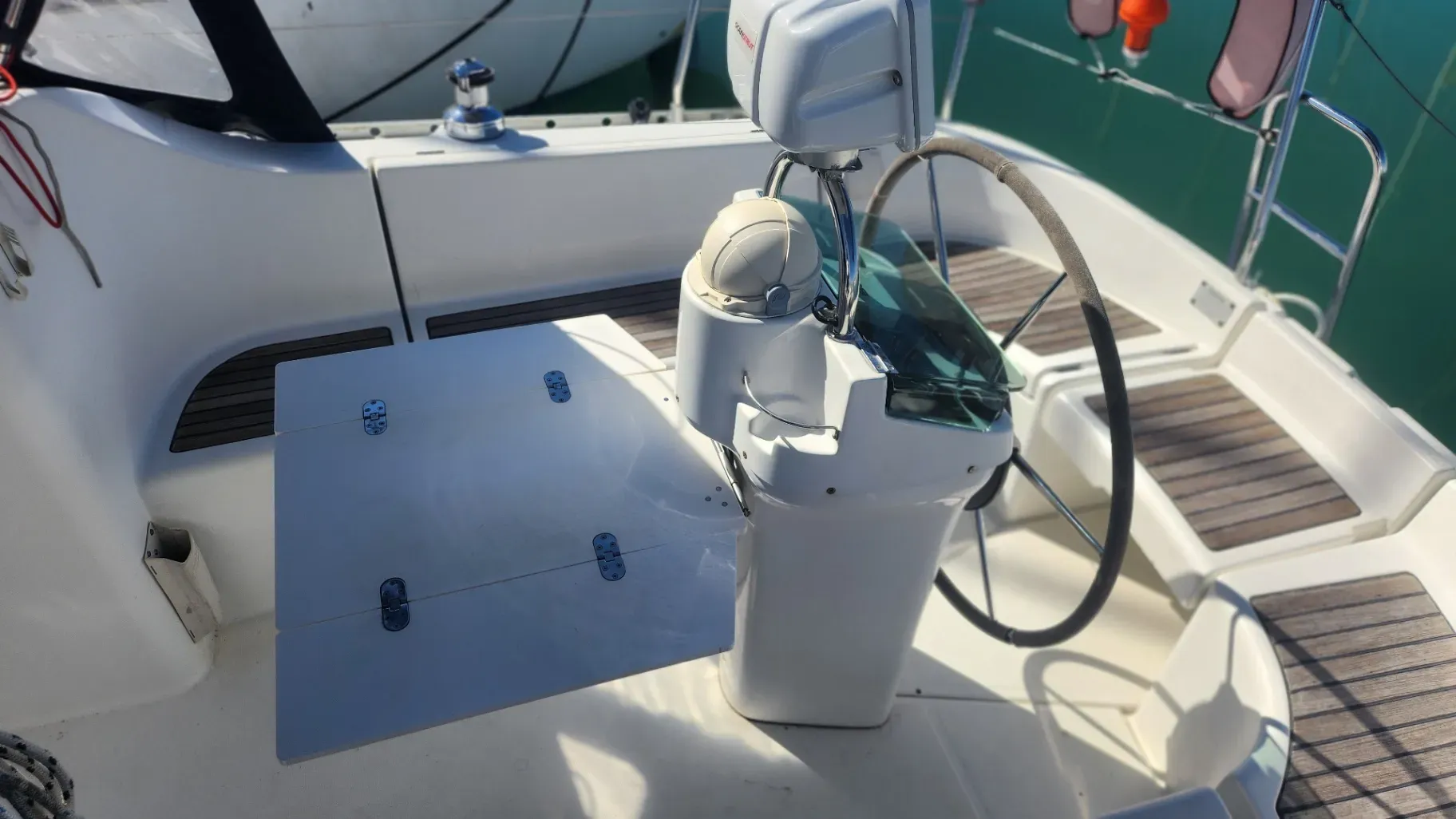 Image deOCEANIS 311 CLIPPER