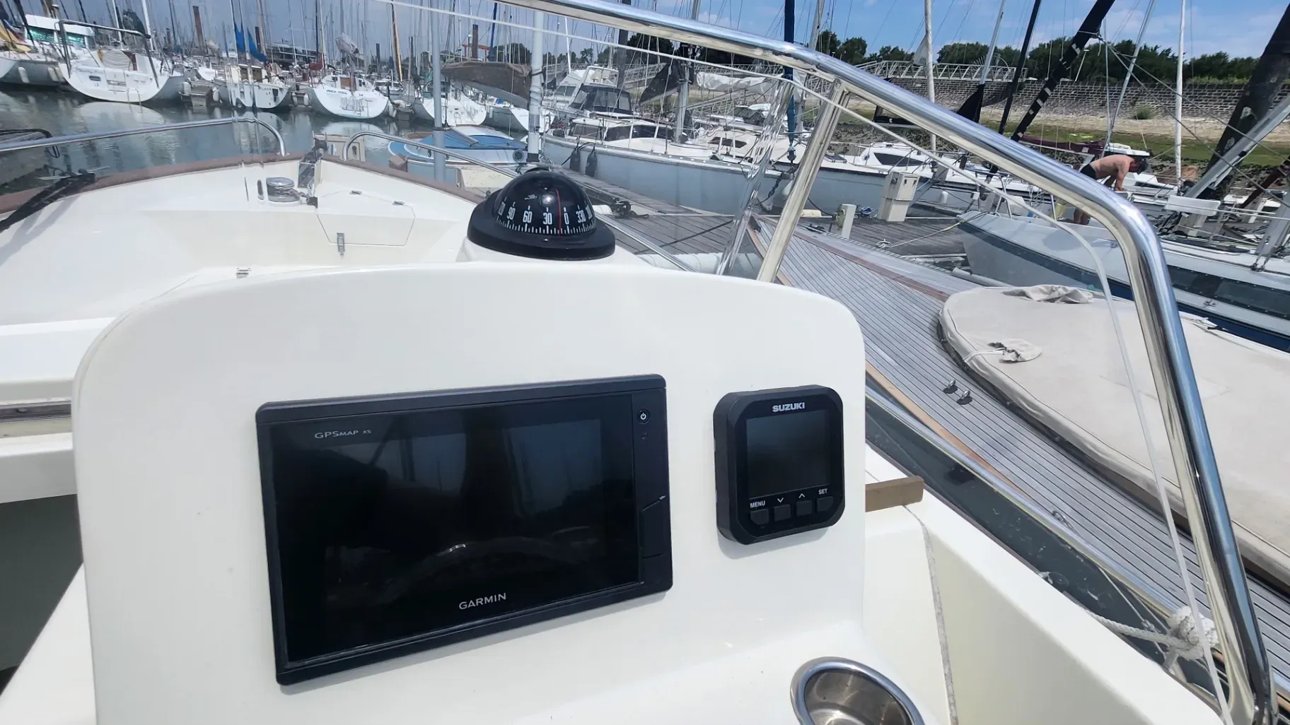 Image deRHEA 23 OPEN avec remorque