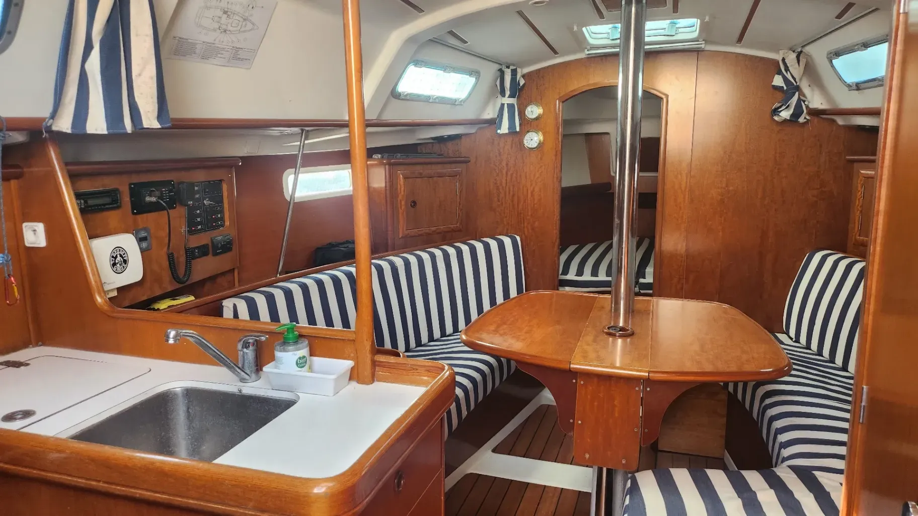 Image deOceanis 331 Clipper