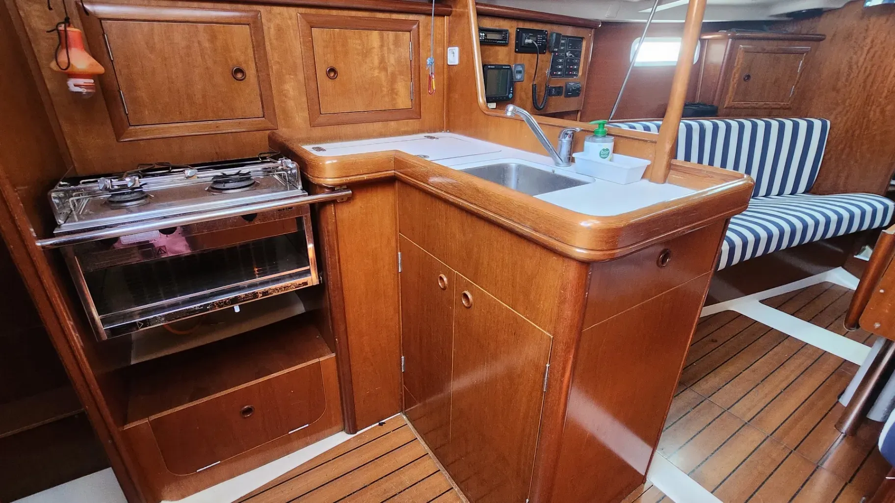 Image deOceanis 331 Clipper